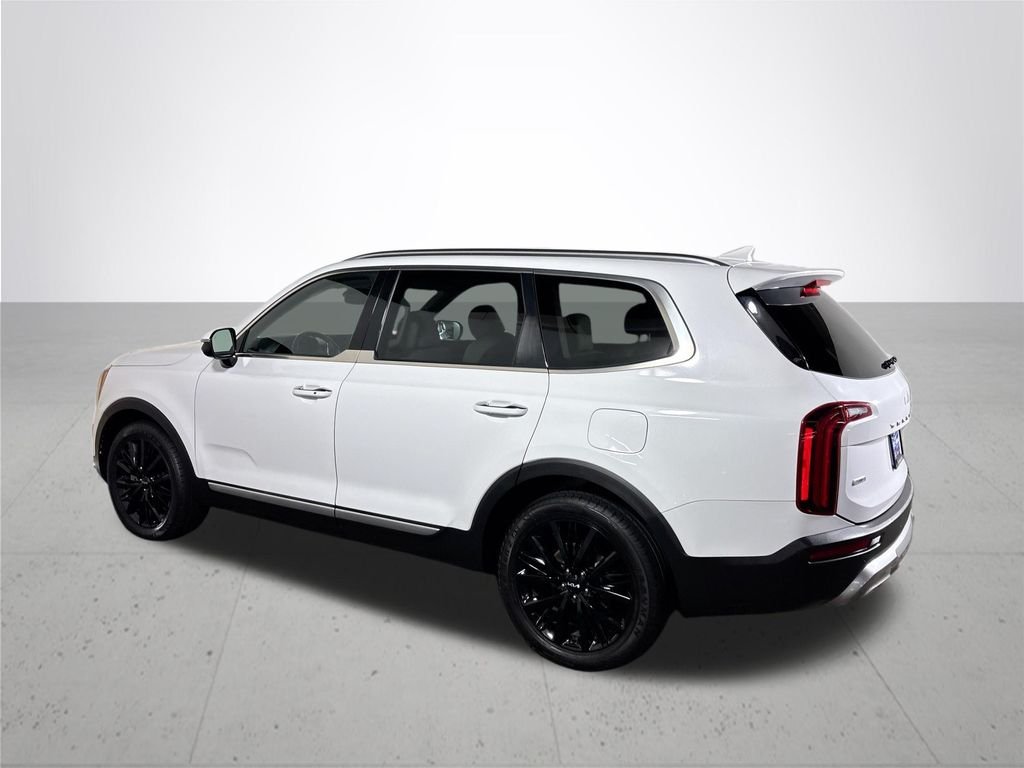 Used 2022 White Kia SX image 8