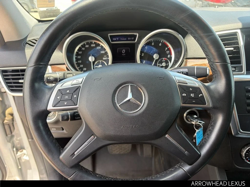 Used 2013 Silver Mercedes-Benz ML 350 image 17