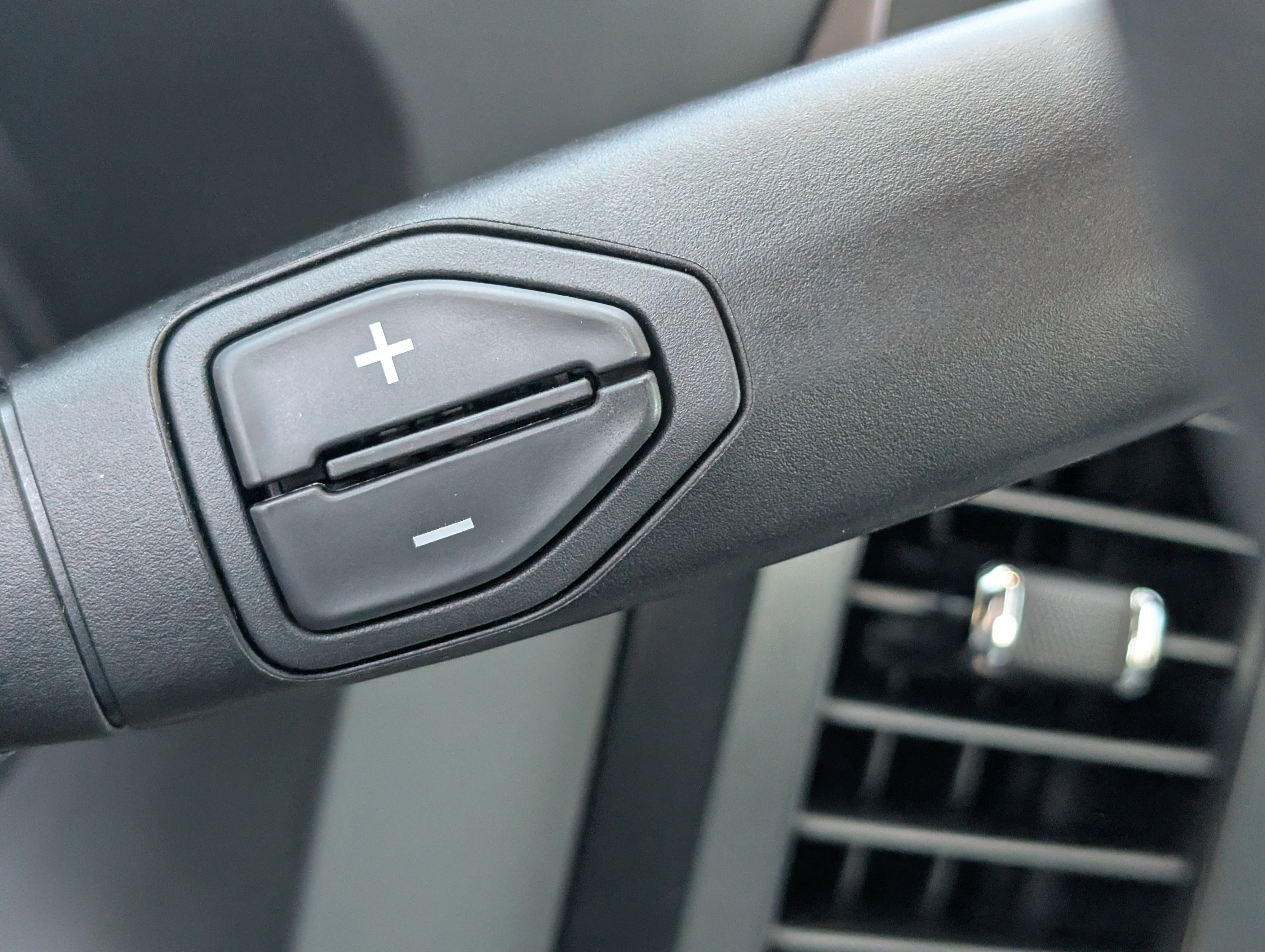 New 2026 Agate Black Metallic FORD F-250® XL image 25