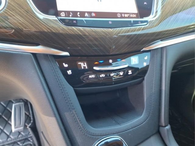 Used 2020 Black Cadillac Sport image 23