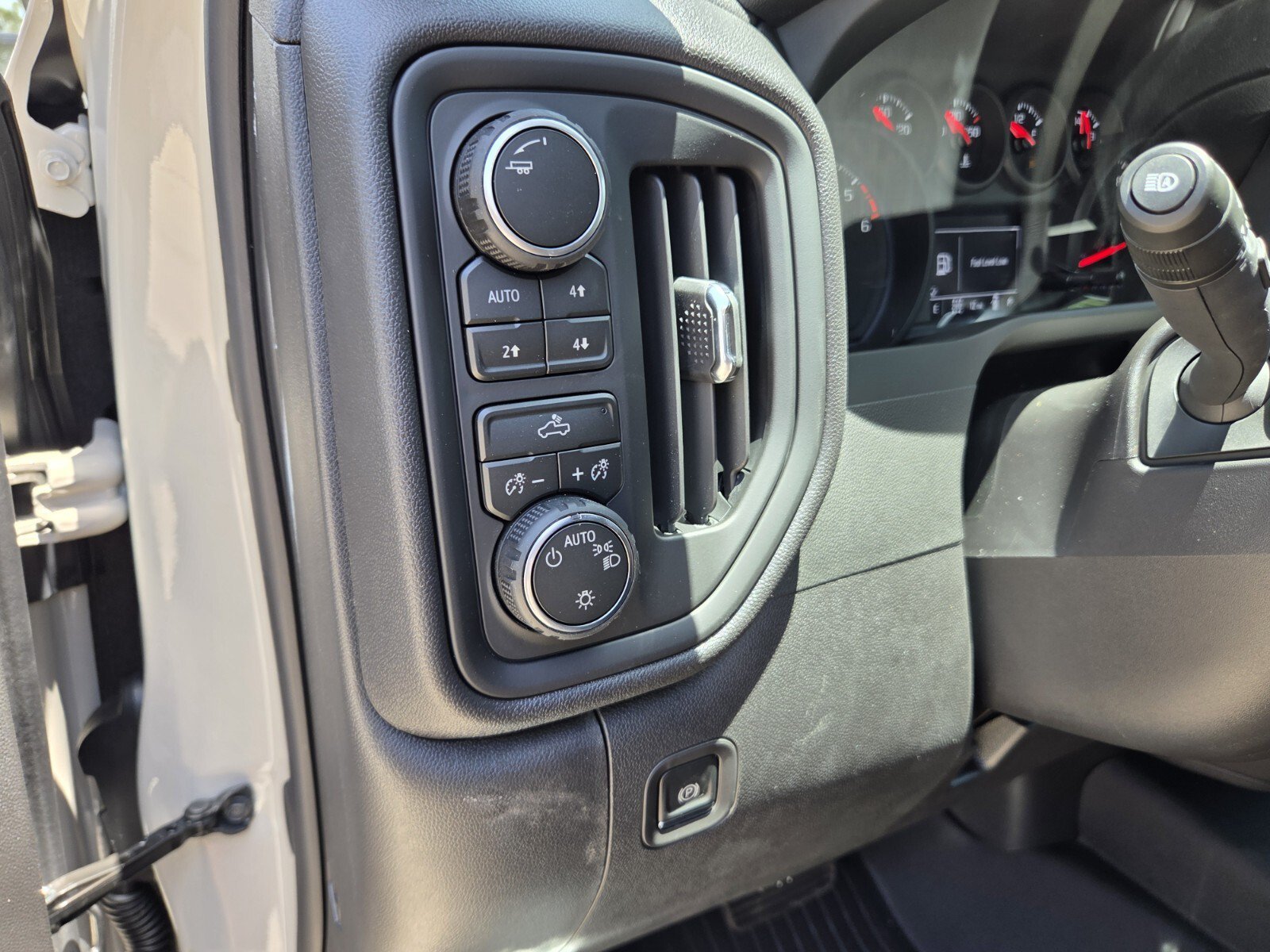 2026 Chevrolet Silverado 1500 Custom Trail Boss - Photo 25
