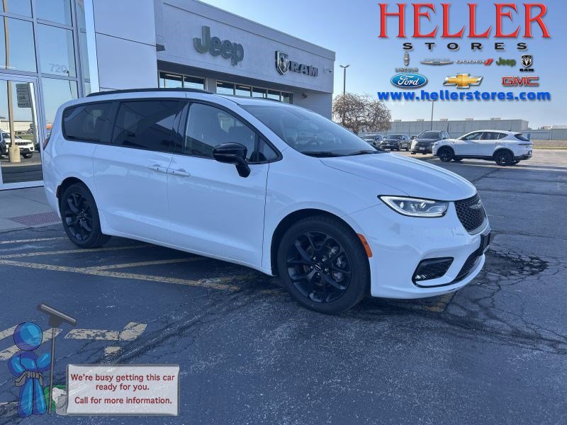 2023 Chrysler Pacifica