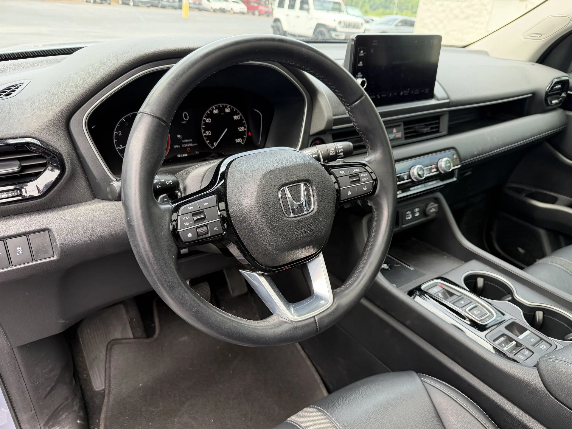 Used 2023 Sonic Gray Pearl Honda Touring image 2