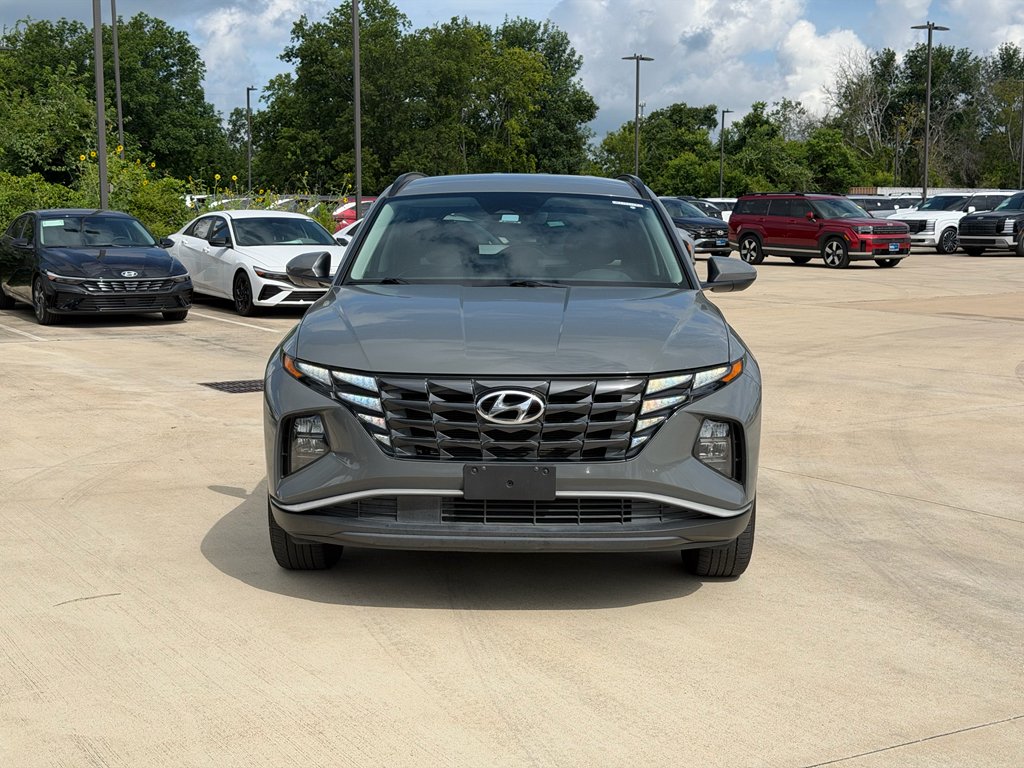 Used 2024 Hampton Gray Hyundai SEL image 9