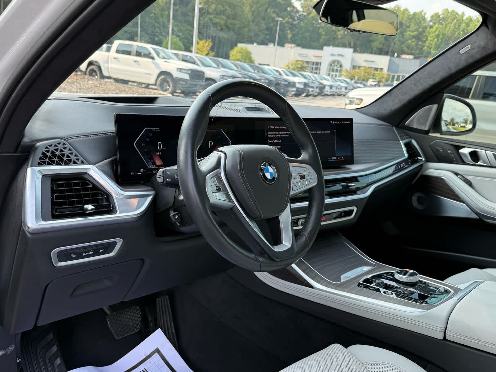 Certified Used 2024 Mineral White Metallic BMW xDrive40i image 14