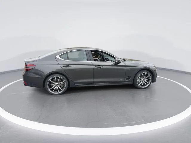 Used 2025 Gray Genesis 2.5T image 8