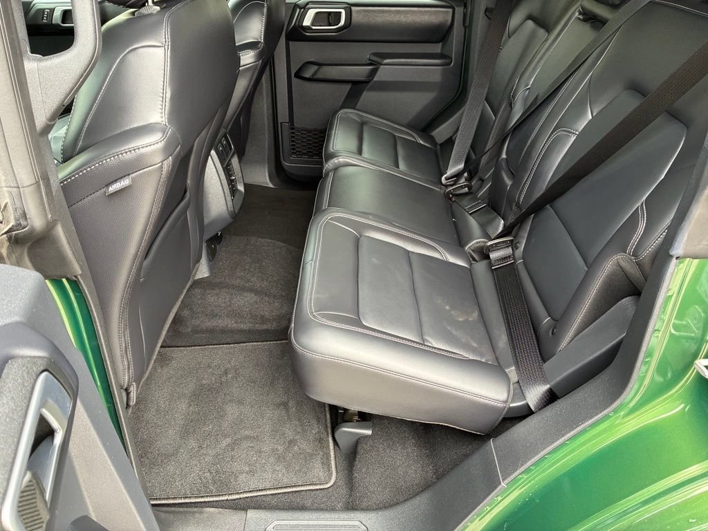Used 2025 Green Ford Outer Banks image 31