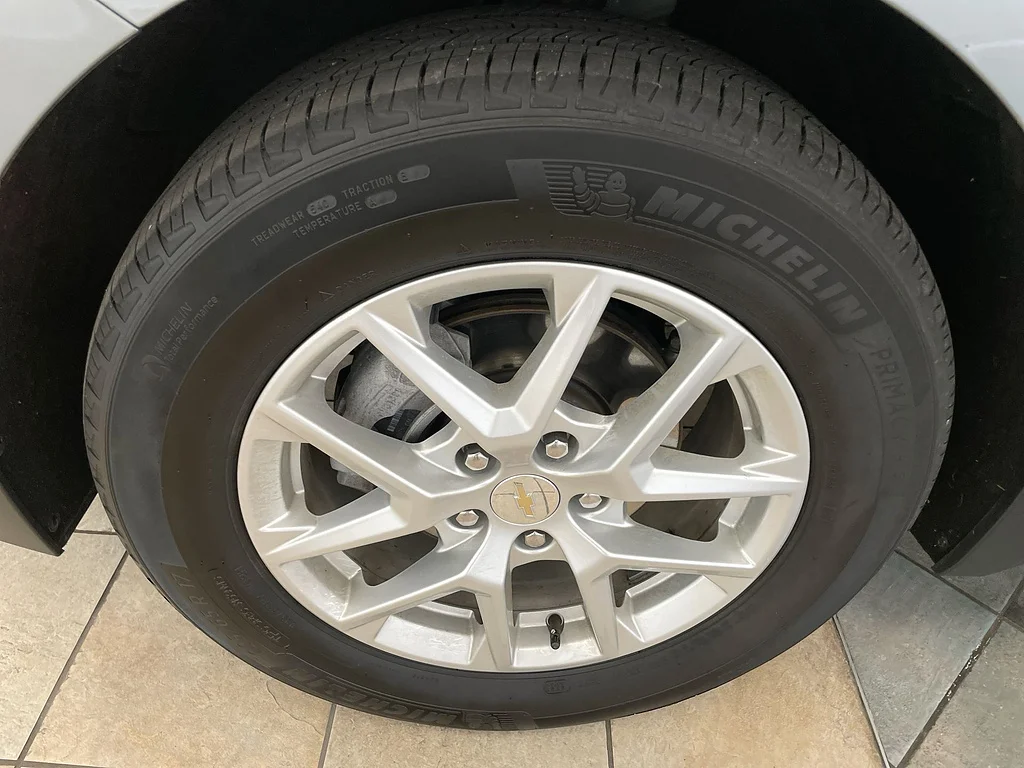 Used 2024 Sterling Gray Metallic Chevrolet LT image 32