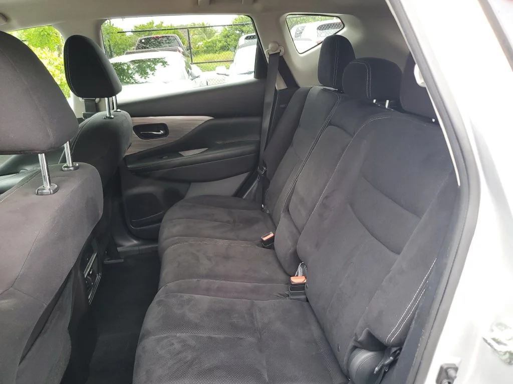 Used 2017 Silver Nissan SV image 13