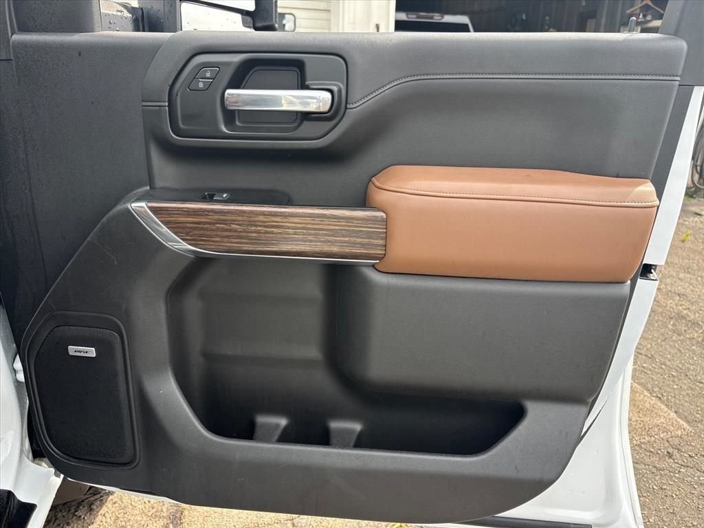 Used 2020 White Chevrolet High Country image 13
