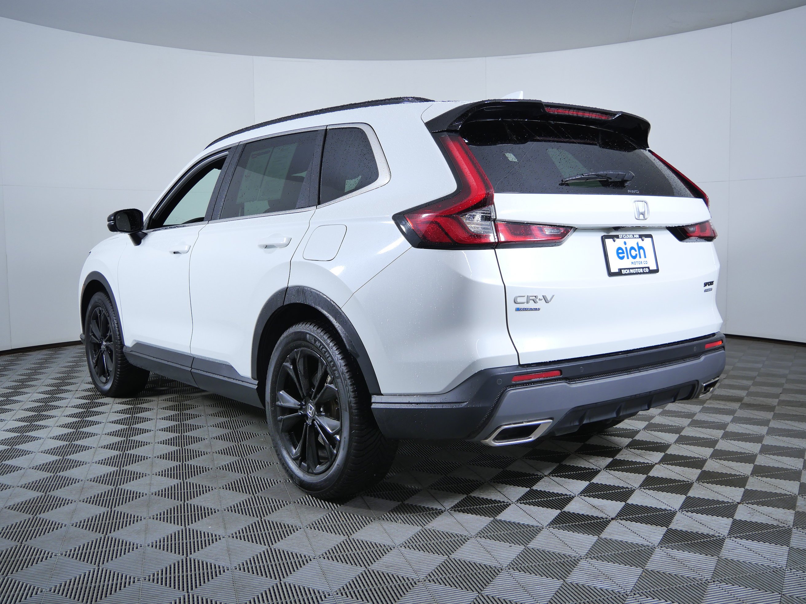 Used 2024 White Honda Sport Touring image 5