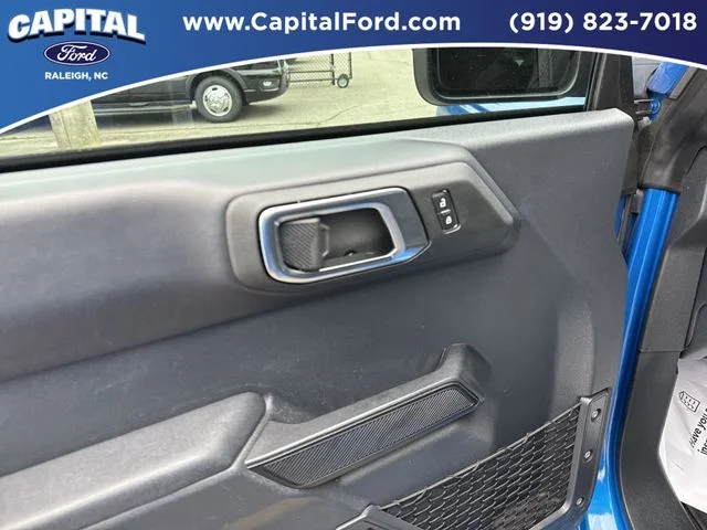 Used 2025 Blue Ford Badlands image 20