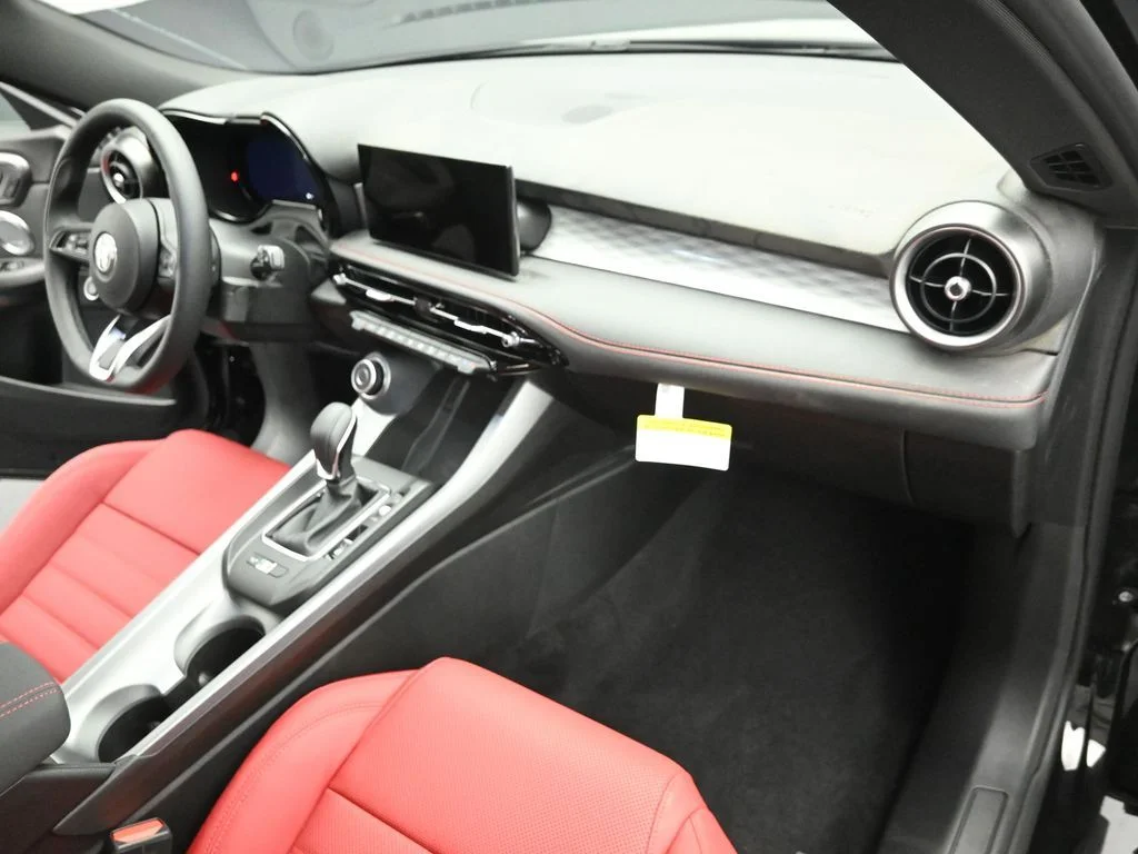2026 Alfa Romeo Tonale Sprint - Photo 30