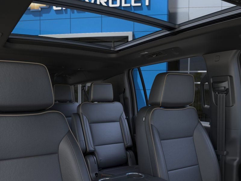 2026 Chevrolet Suburban Premier - Photo 25