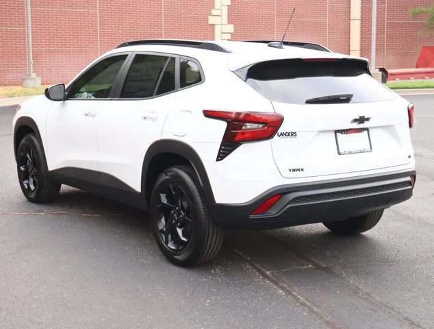 2026 Chevrolet Trax LT - Photo 7