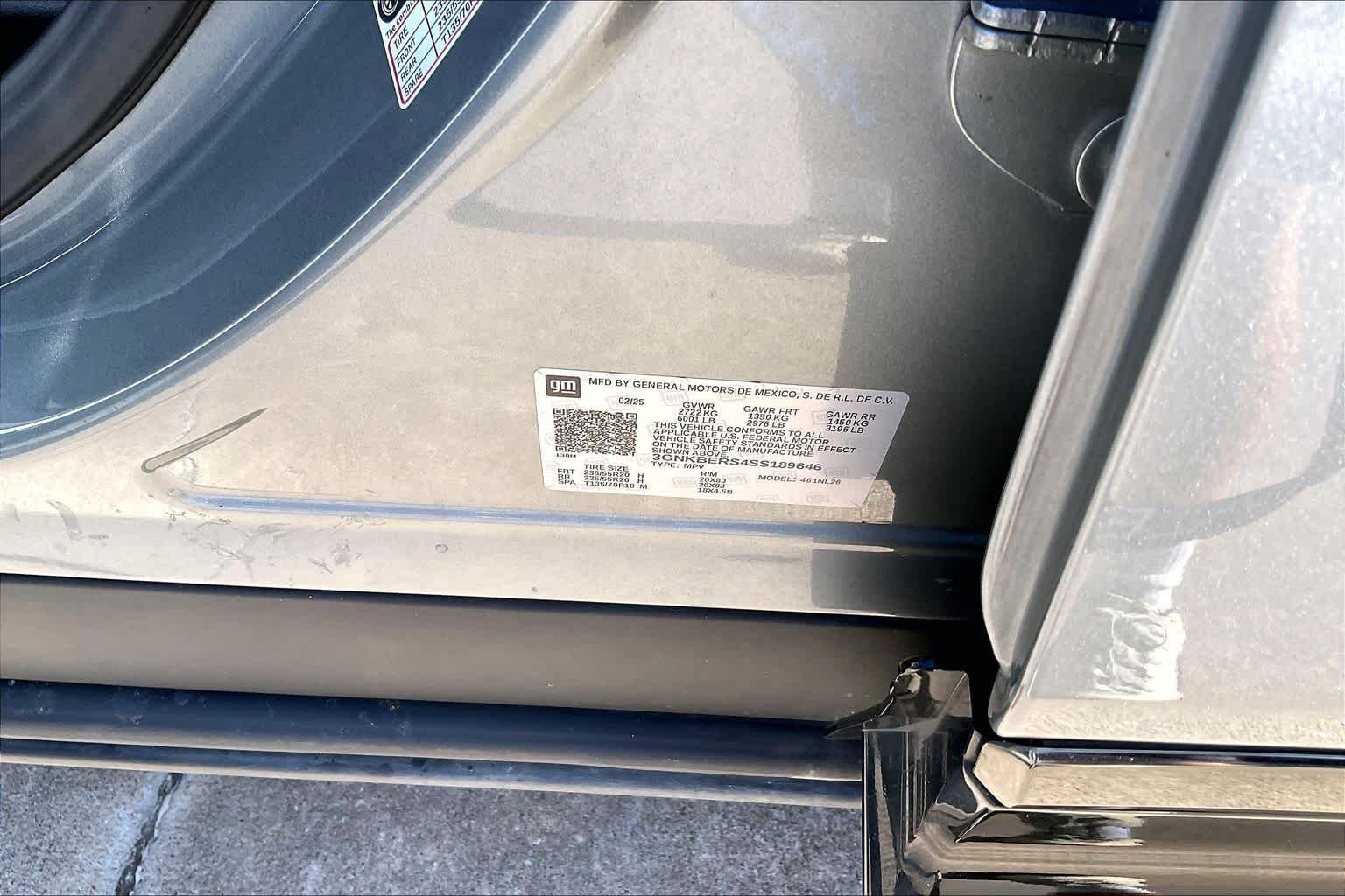 Used 2025 Sterling Gray Metallic Chevrolet RS image 34