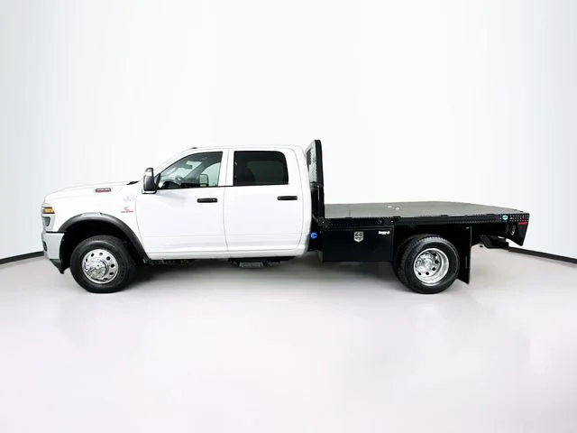 New 2026 Bright White Clear-Coat Exterior Paint RAM TRADESMAN Chassis Cab image 4