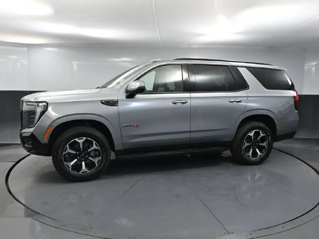 Used 2025 Silver GMC AT4 image 8