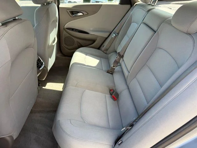 Used 2024 Gray Chevrolet LT image 28