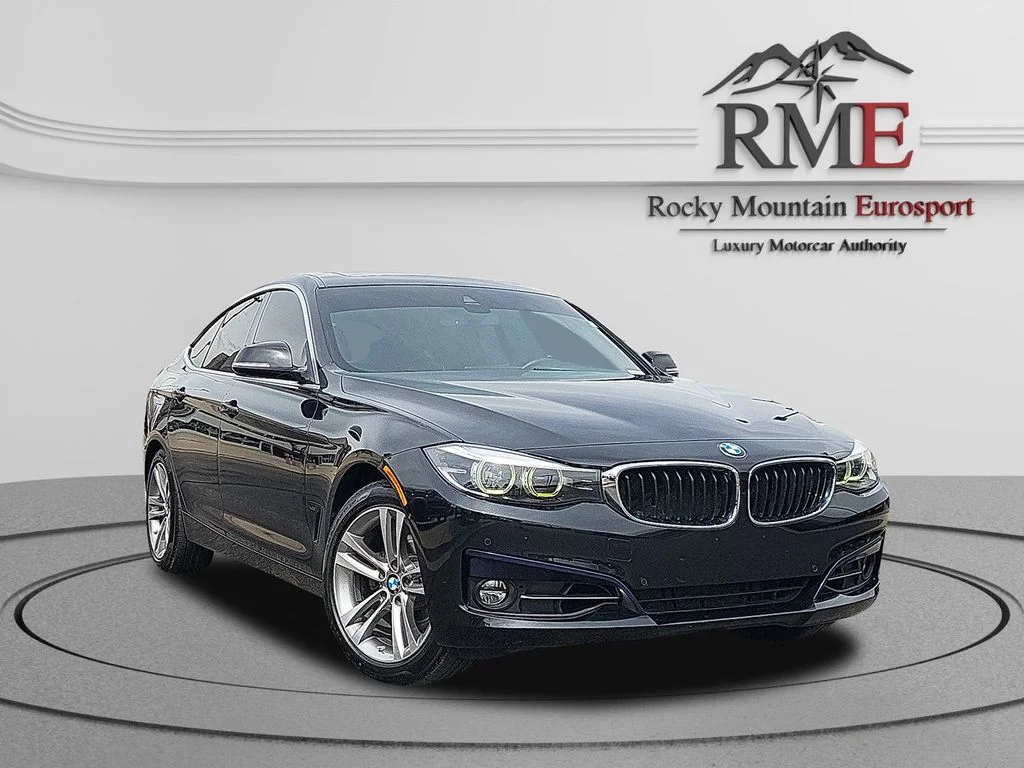 2017 BMW 3 Series 330i xDrive Gran Turismo's photo