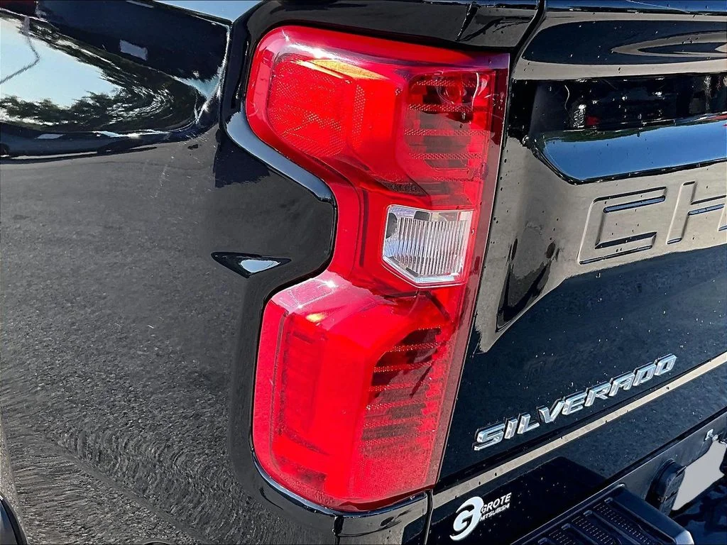 Used 2022 Black Chevrolet Custom Trail Boss image 32