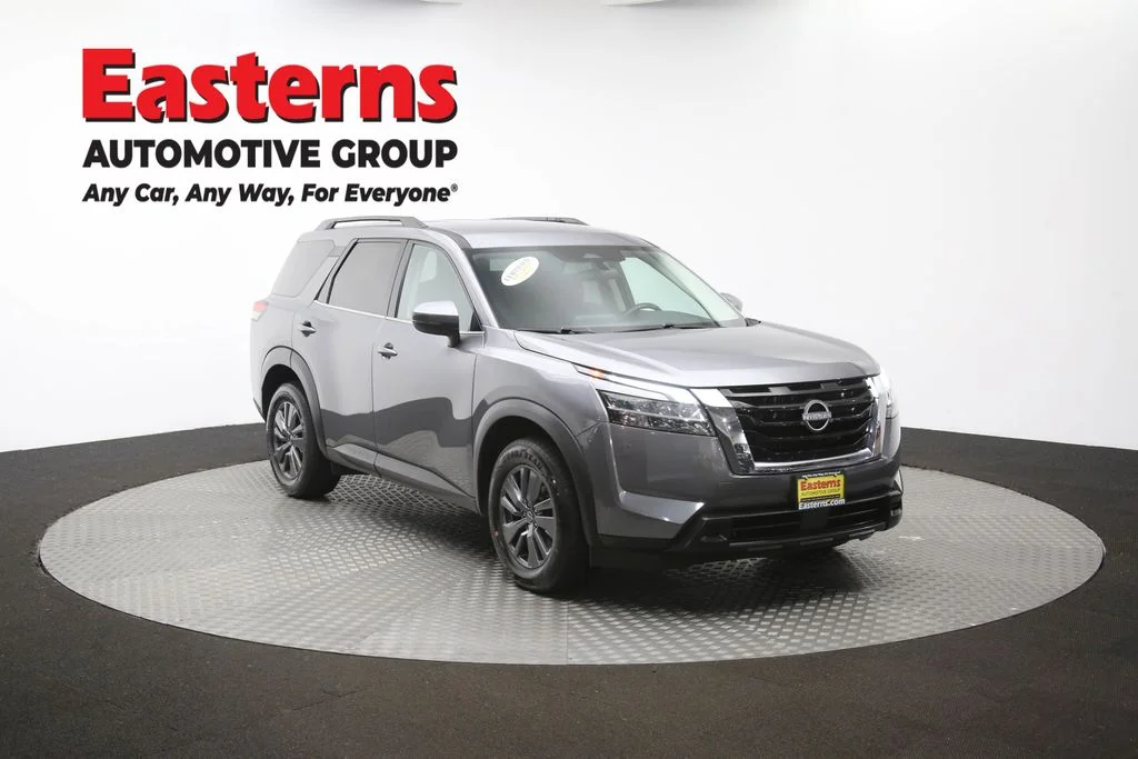 Used 2022 Gray Nissan SV image 50