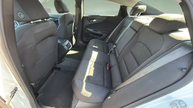 Used 2025 White Chevrolet LT image 19