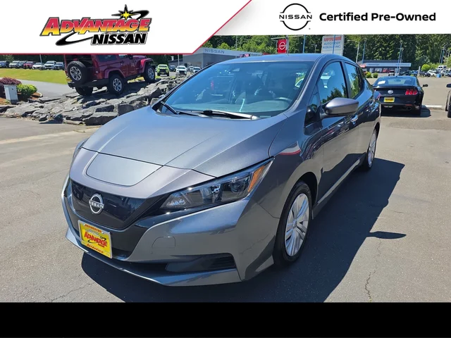 2025 Nissan LEAF S