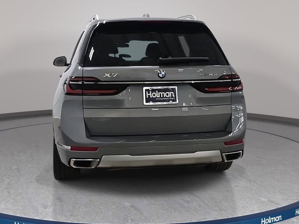 Used 2023 Skyscraper Gray Metallic BMW xDrive40i image 7