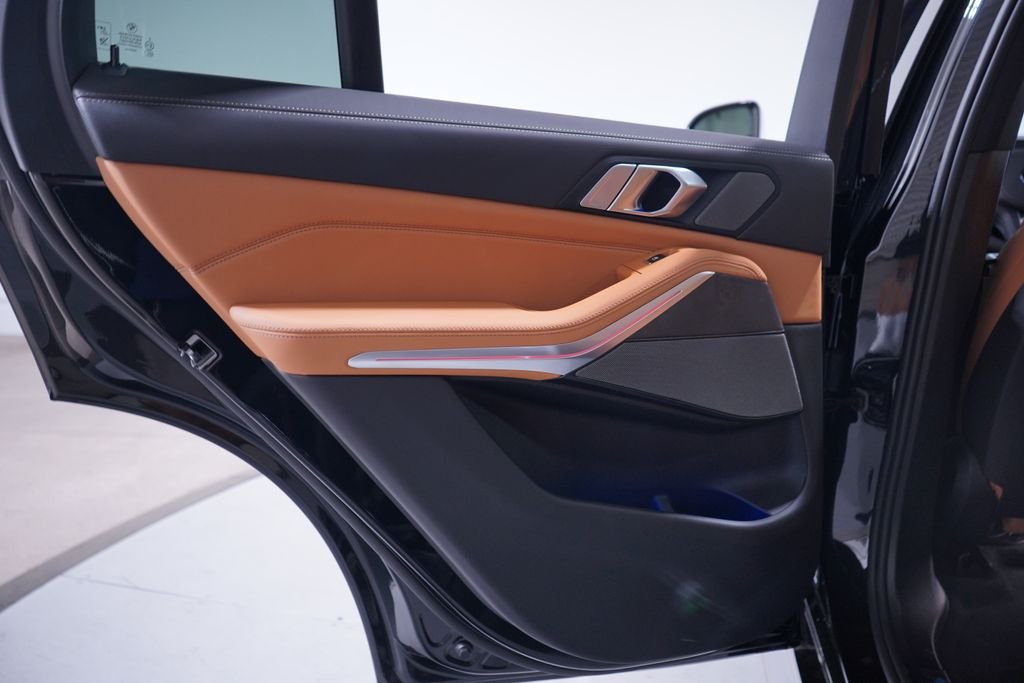 New 2026 Black Sapphire Metallic BMW sDrive40i image 13