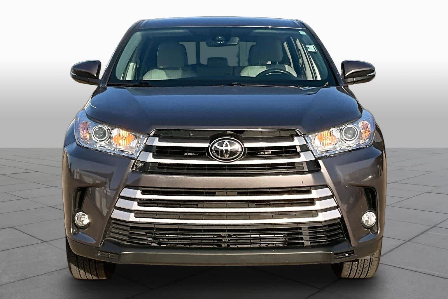 Used 2019 Predawn Gray Mica Toyota LE Plus image 3