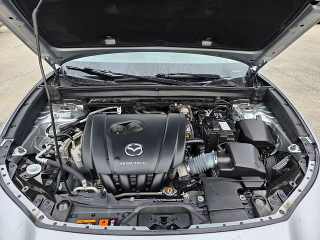 Used 2021 Silver Mazda Select image 13