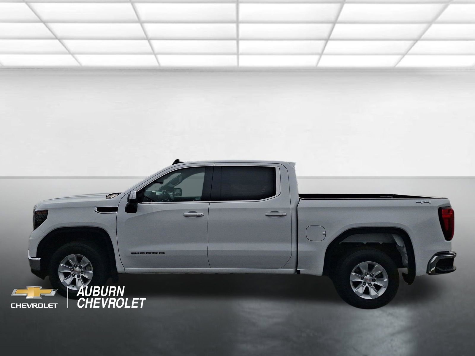 2024 GMC Sierra 1500 SLE - Photo 6