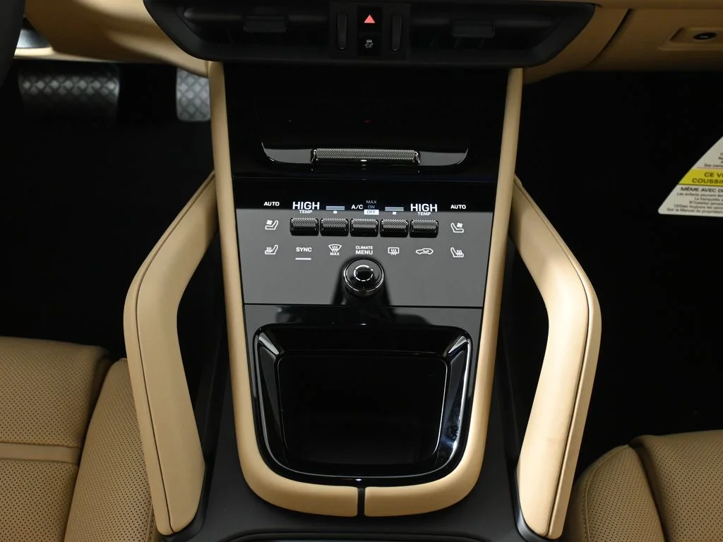 2026 Porsche Cayenne Base - Photo 23