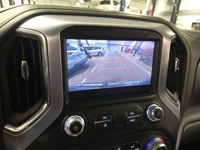 Used 2020 Red GMC SLT image 16