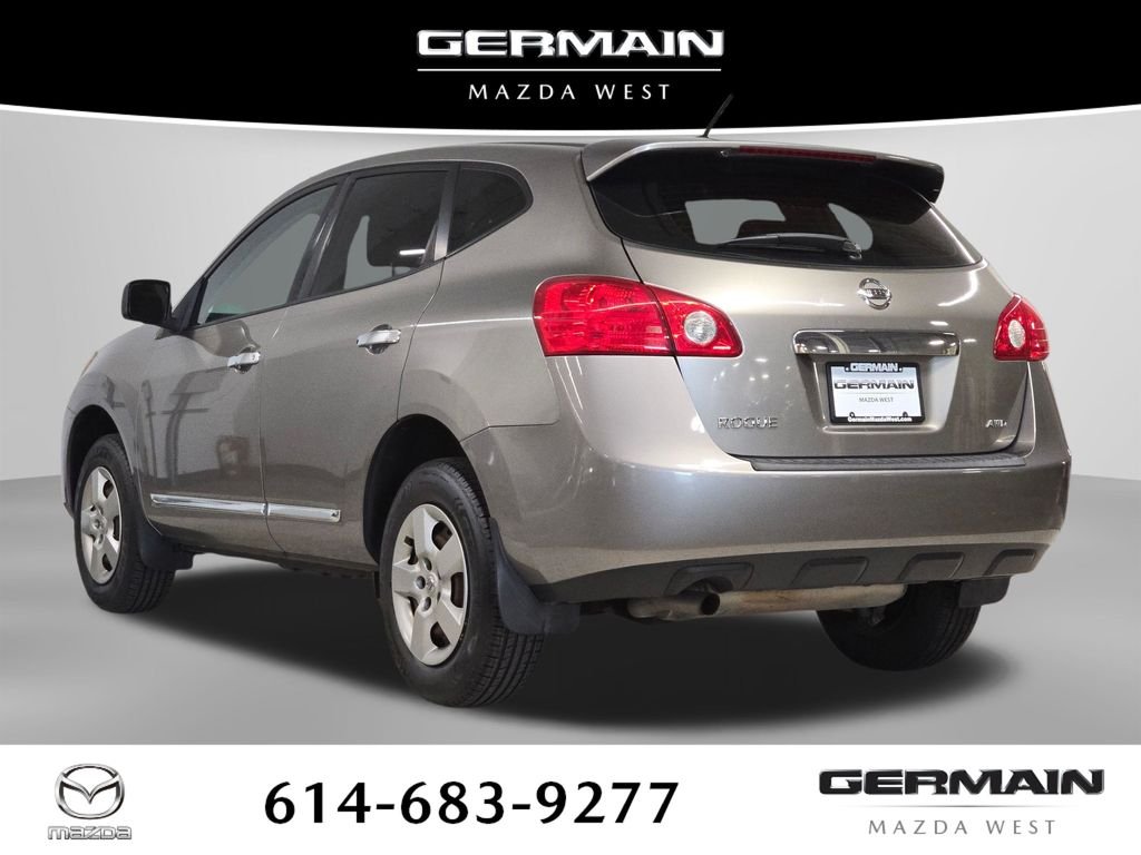 Used 2011 Gray Nissan S image 13