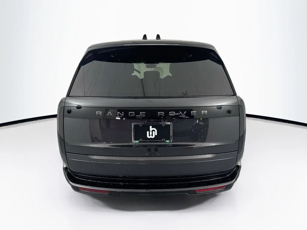 New 2026 Carpathian Grey Land Rover SE image 6