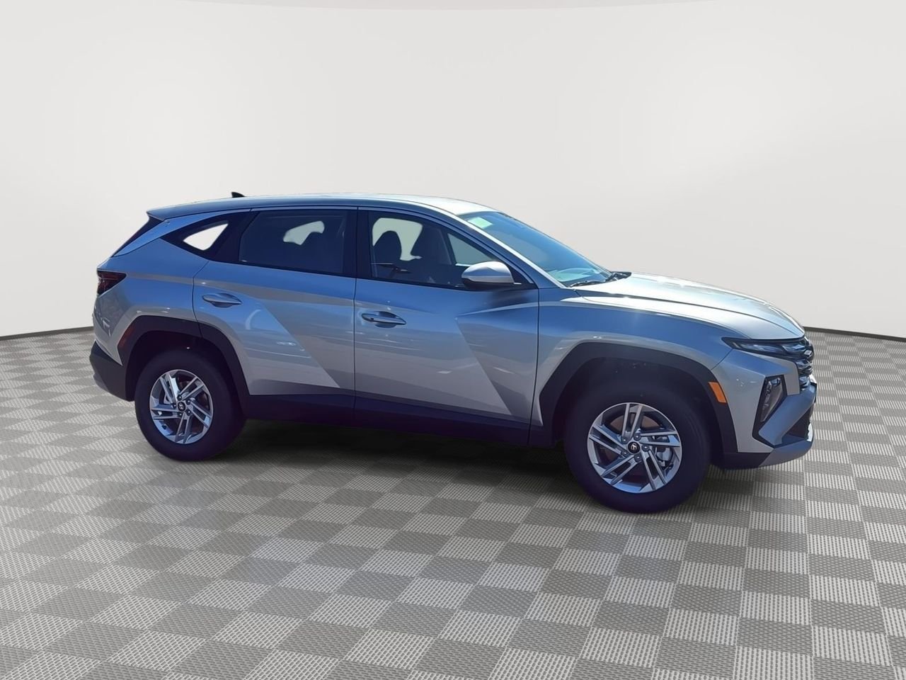 New 2026 Shimmering Silver Hyundai SE AWD image 27