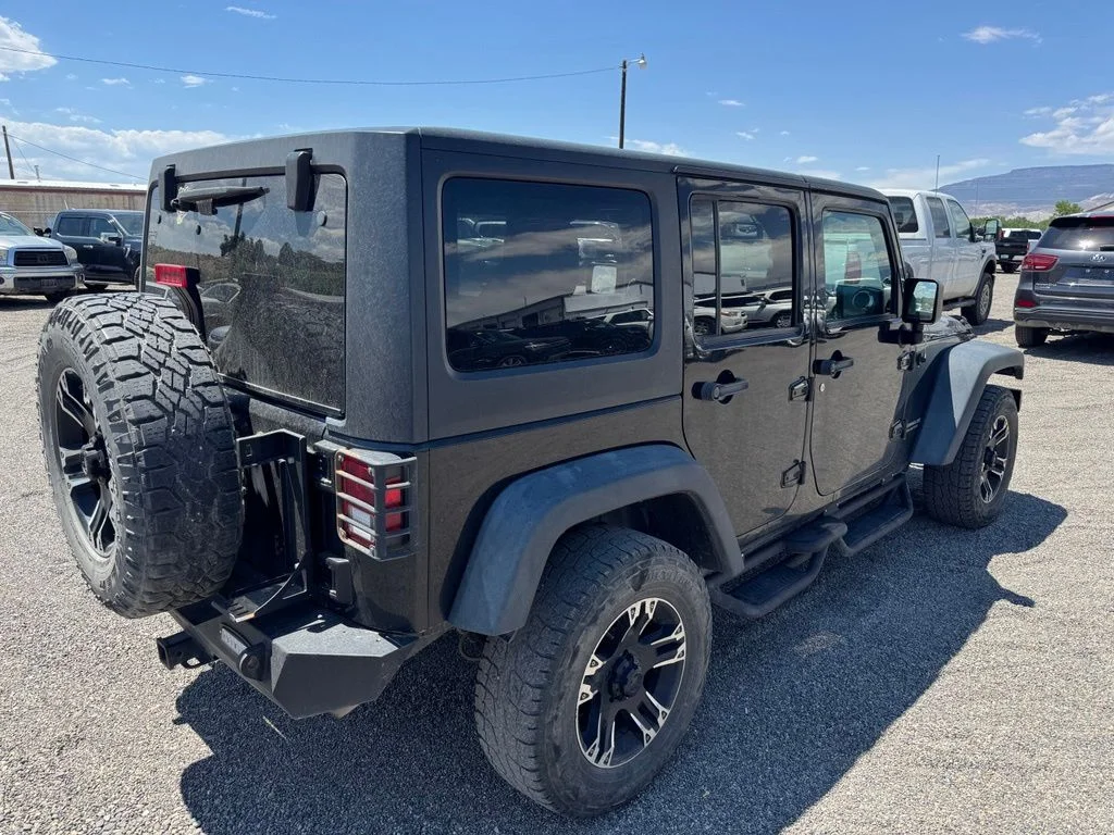 Used 2016 Black Clearcoat Jeep Unlimited Rubicon image 5