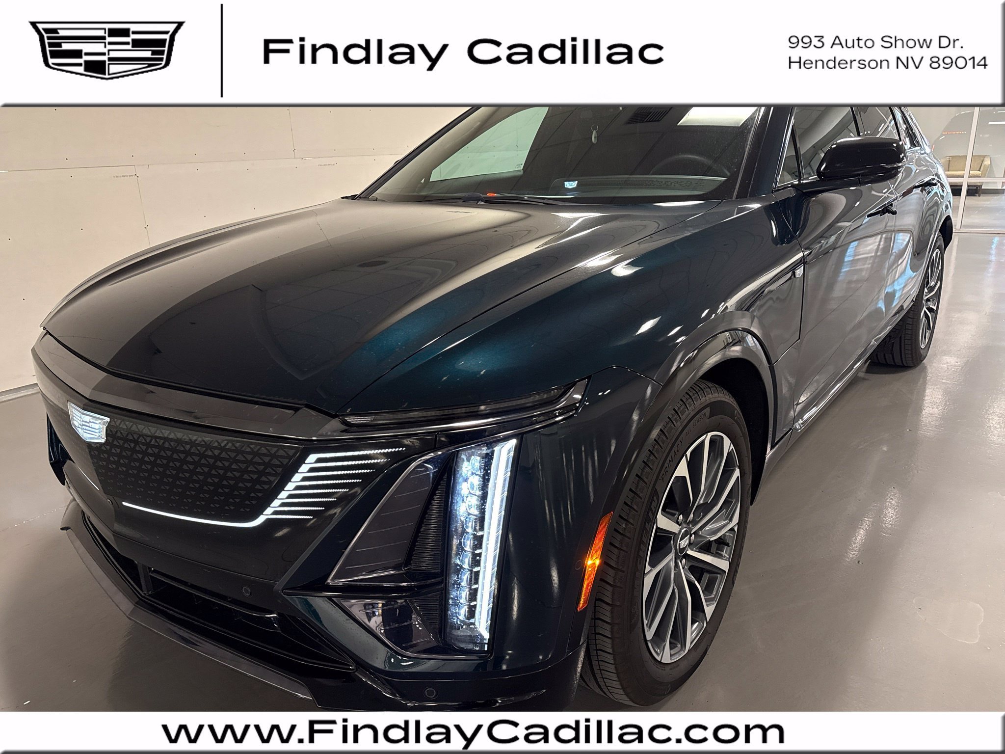 2024 Cadillac LYRIQ Sport 2