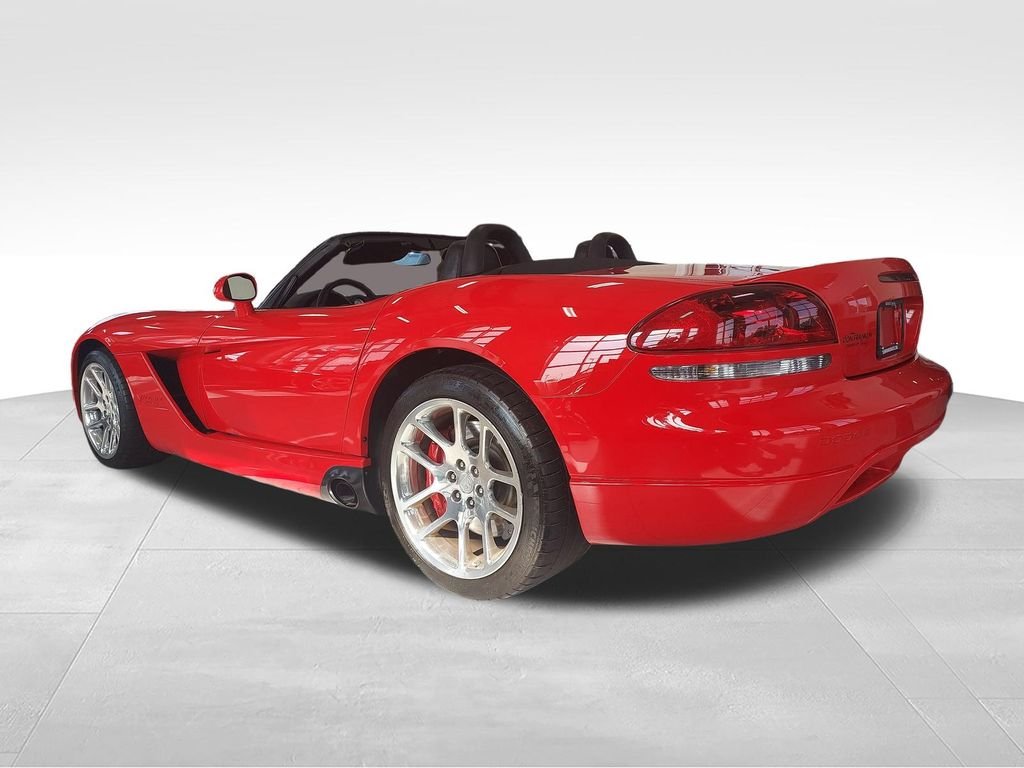 Used 2006 Red Dodge SRT10 image 3