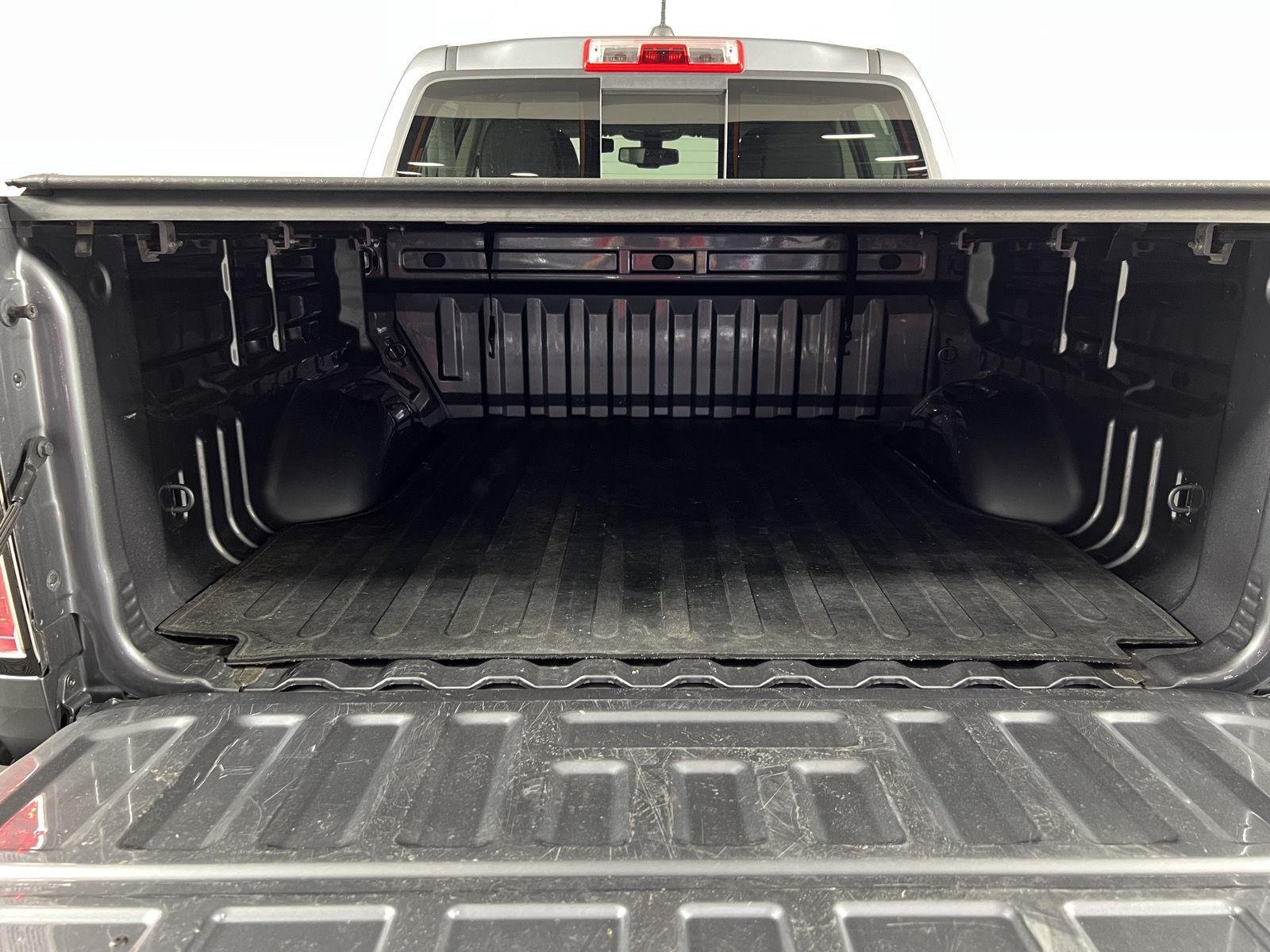 Used 2021 Satin Steel Metallic GMC 4WD AT4 w/Cloth image 8