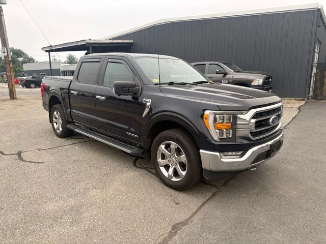 Used 2021 Blue Ford XLT image 3
