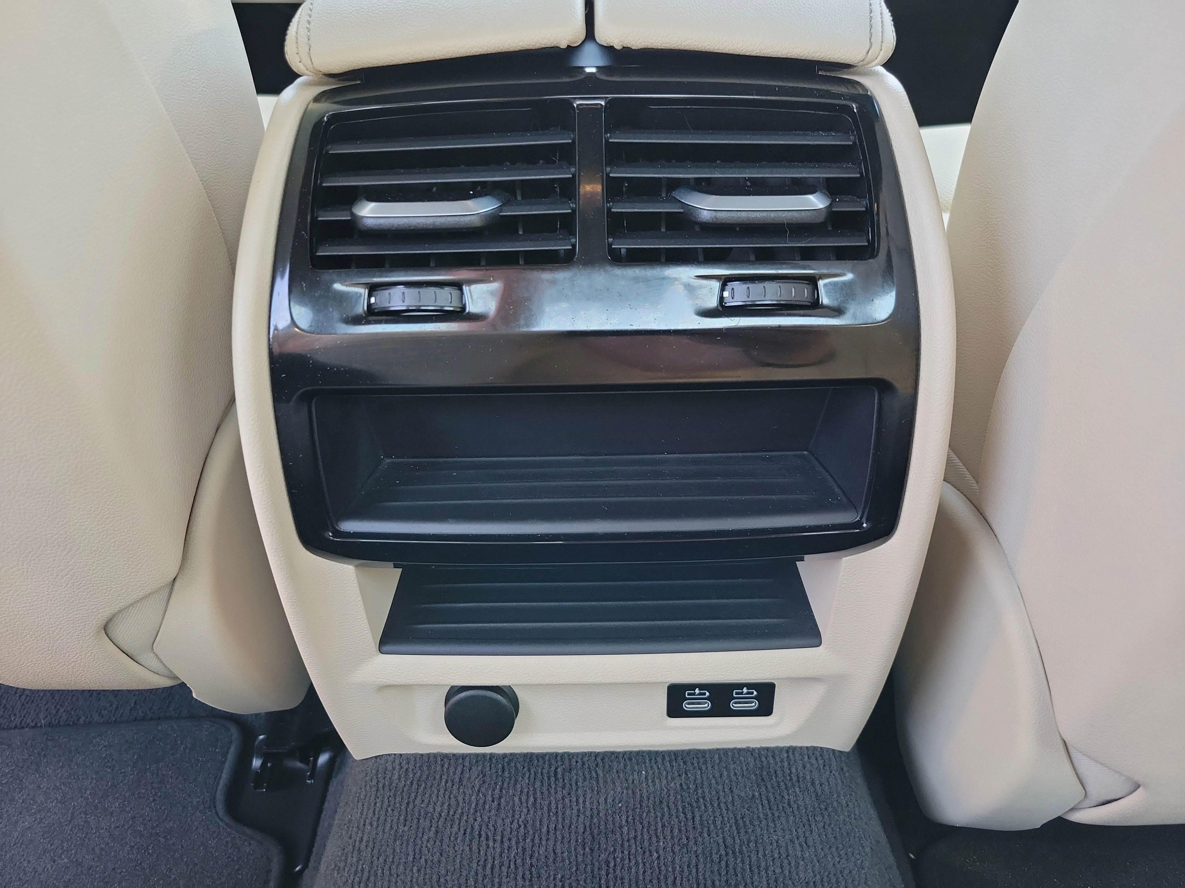 2023 BMW 5 Series 530i - Photo 11