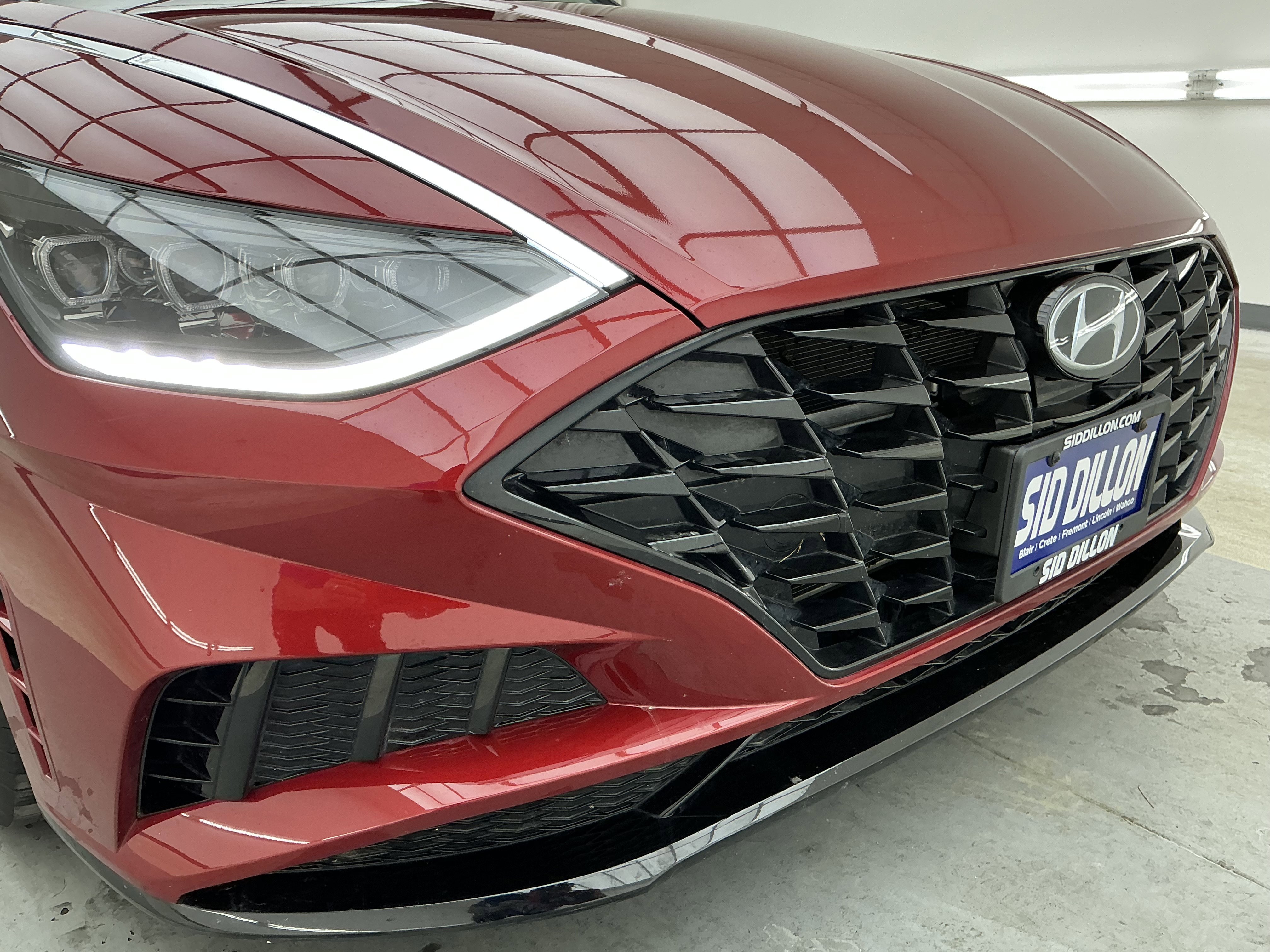 Used 2023 Ultimate Red Hyundai SEL image 27