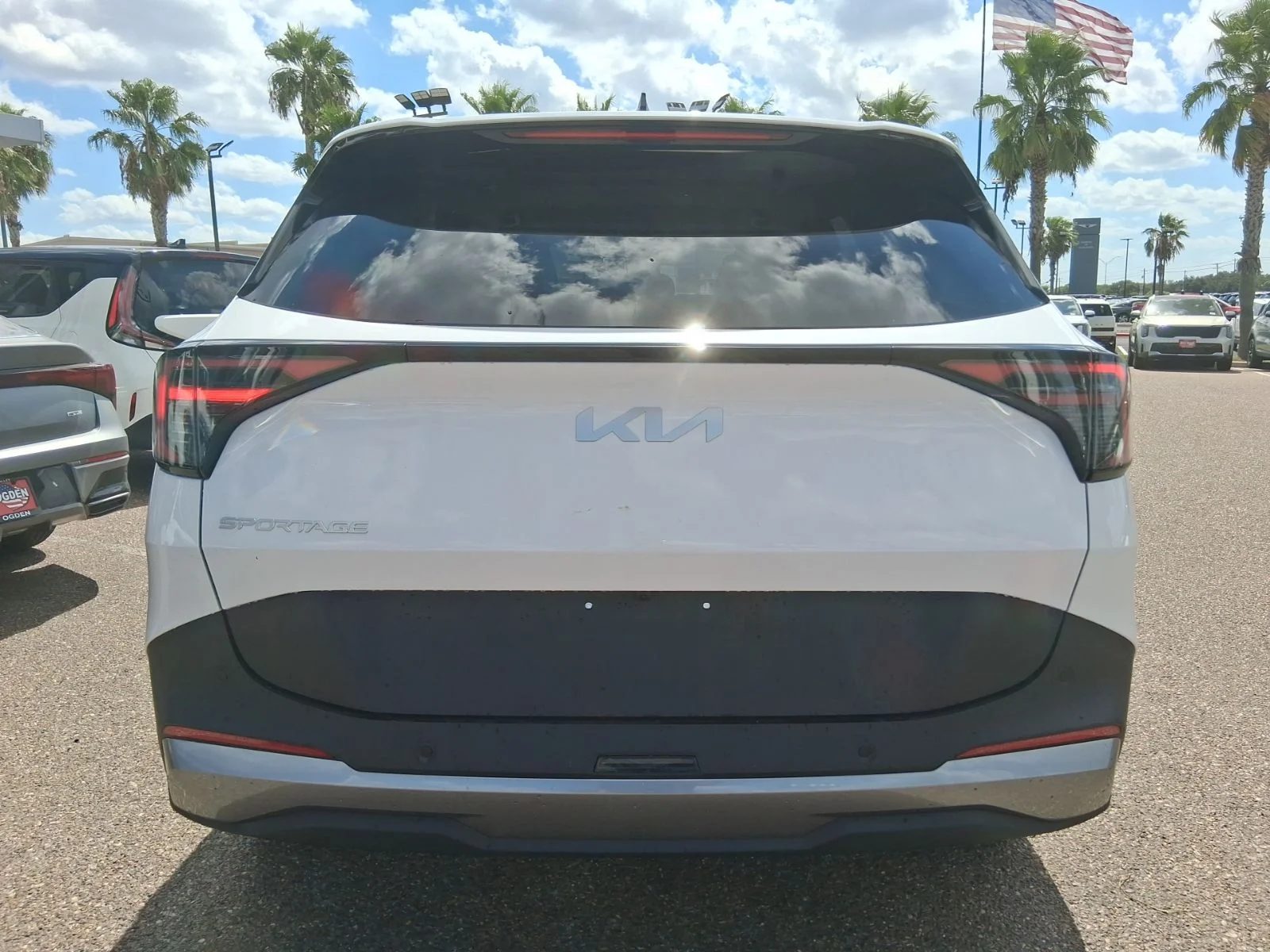 New 2026 White Kia EX image 5