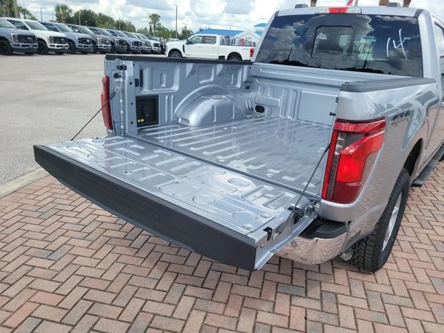 New 2026 Silver Metallic Ford XLT image 10