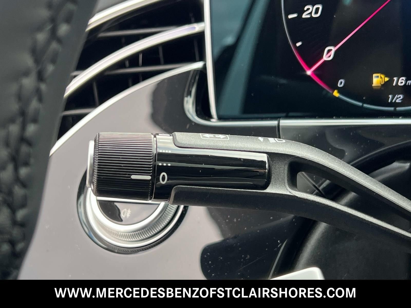 2026 Mercedes-Benz E-Class E350 - Photo 33