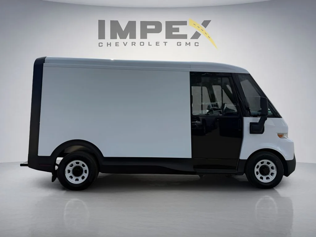 Used 2024 White BrightDrop 240hp image 6
