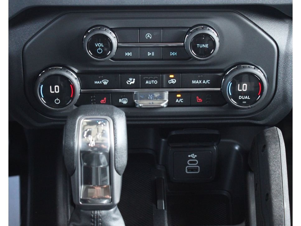New 2026 Avalanche Gray Ford Big Bend image 12